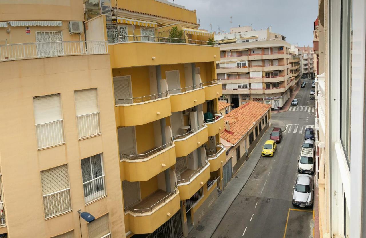 Hda Apartment Torrevieja Eksteriør bilde
